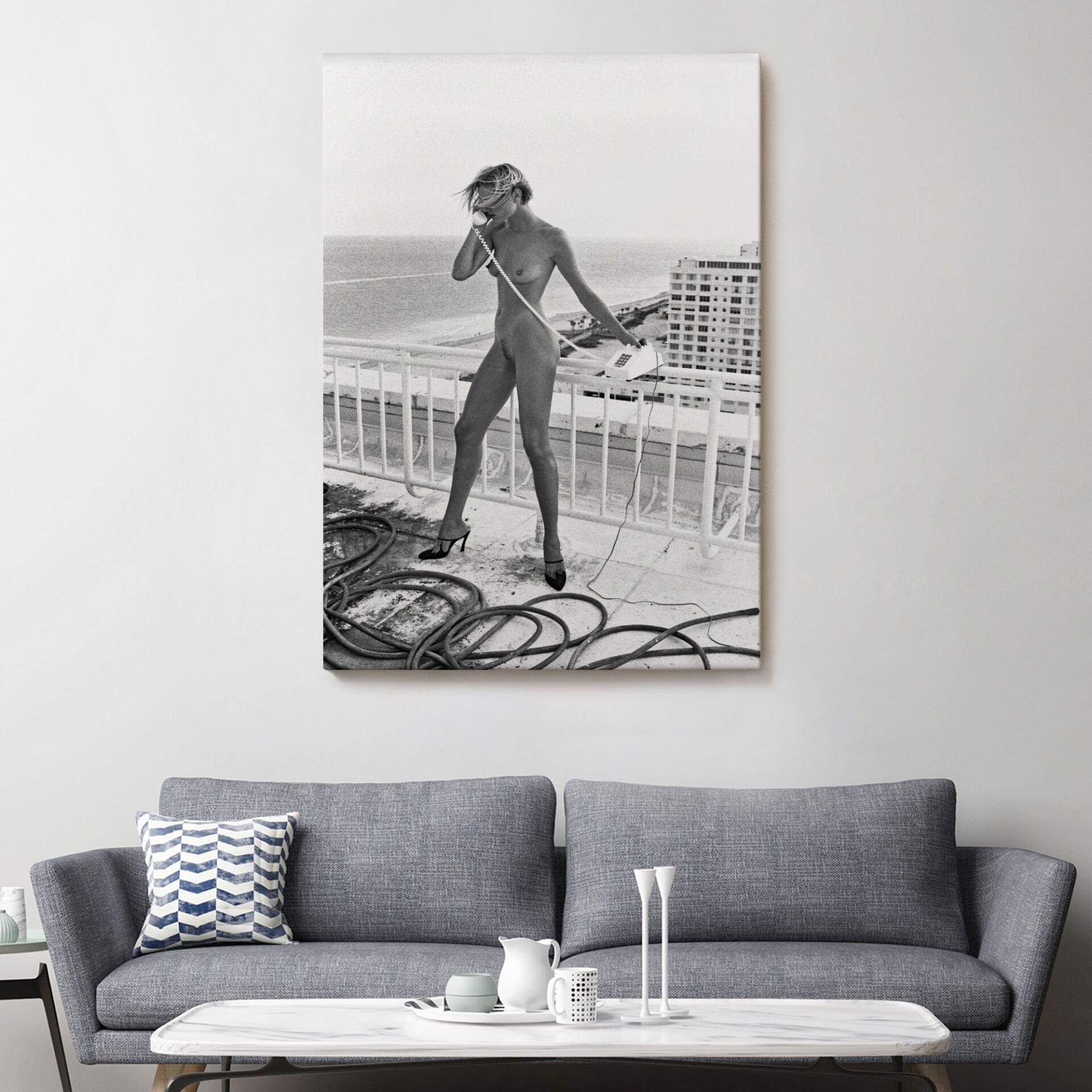 Helmut Newton, Telefonla Konuşan Çıplak Kadın, Celia Miami Dekoratif Kanvas Duvar Tablosu-5260