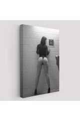 Duvara Yaslanan Pürüzsüz Seksi Adın Vücut Kanvas Tablo-5293