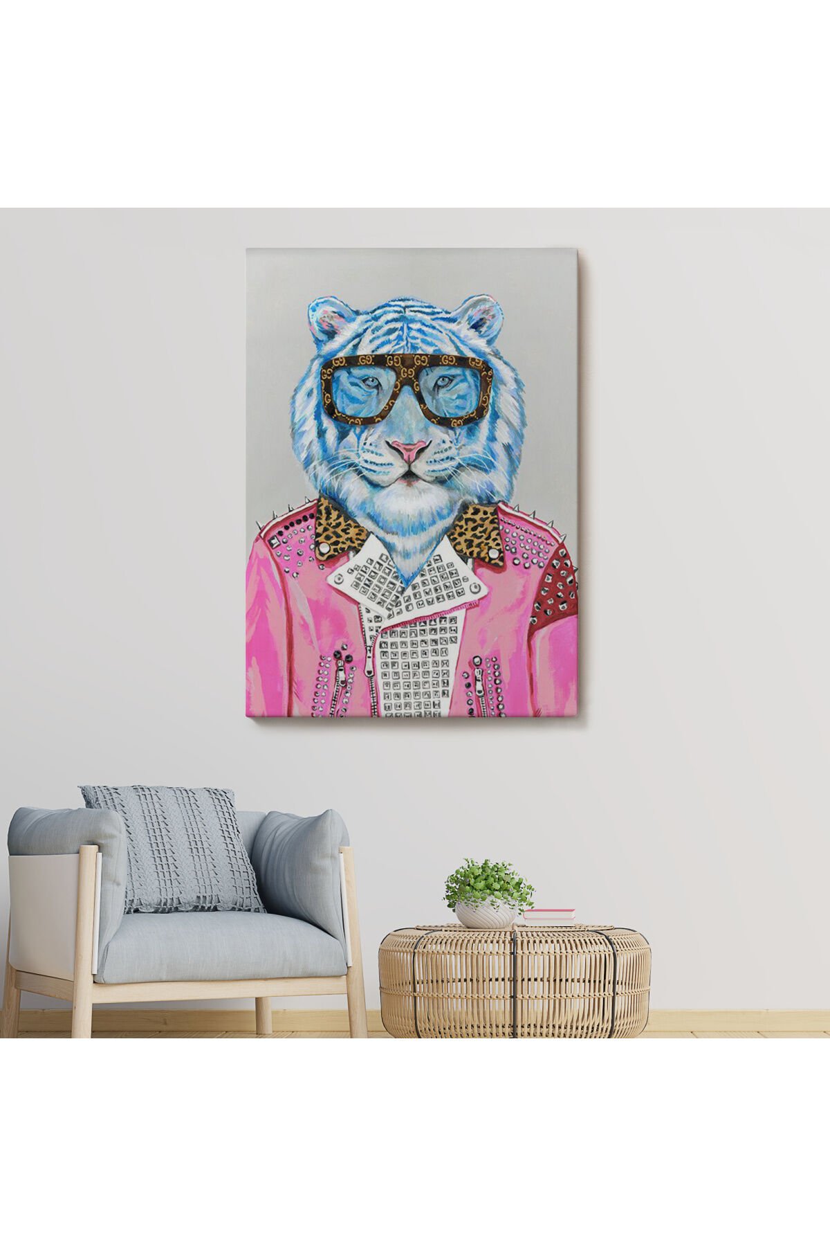 Tüketim Bağımlısı Pembe Ceketli Kaplan Duvar Tablosu-6156